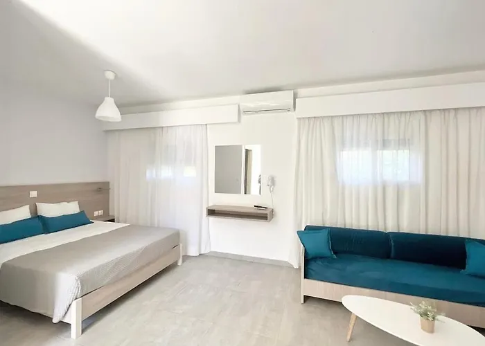 Three Stars Апартаменты *